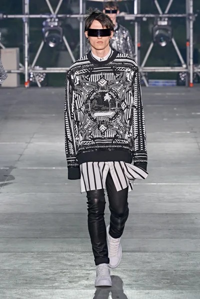 Look 52